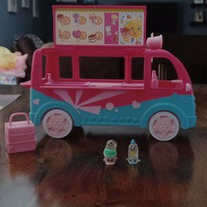 Shopkins Scoops Ice Cream Truck